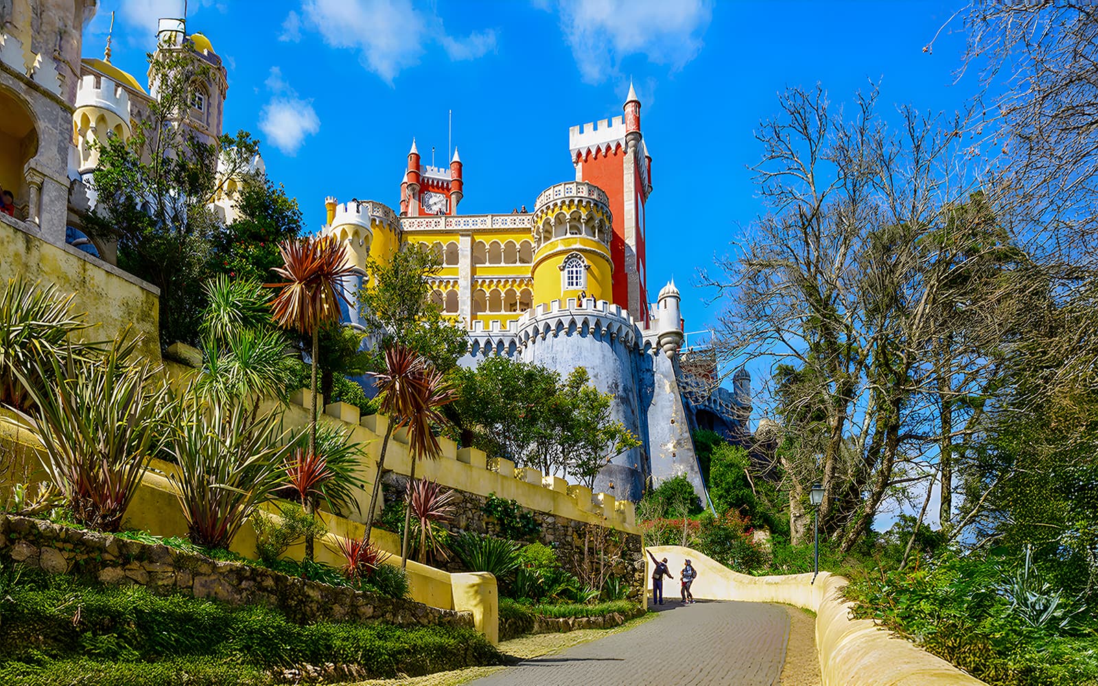 From Lisbon: Sintra, Pena Palace, Cabo da Roca & Cascais Full-Day Trip