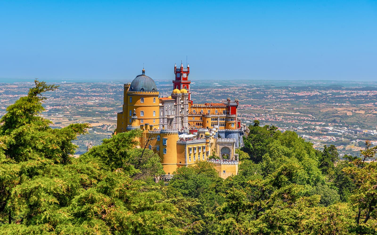 Combo: Lisbon Card + Pena Palace Tickets in Lisbon - Highlights | TickYourList