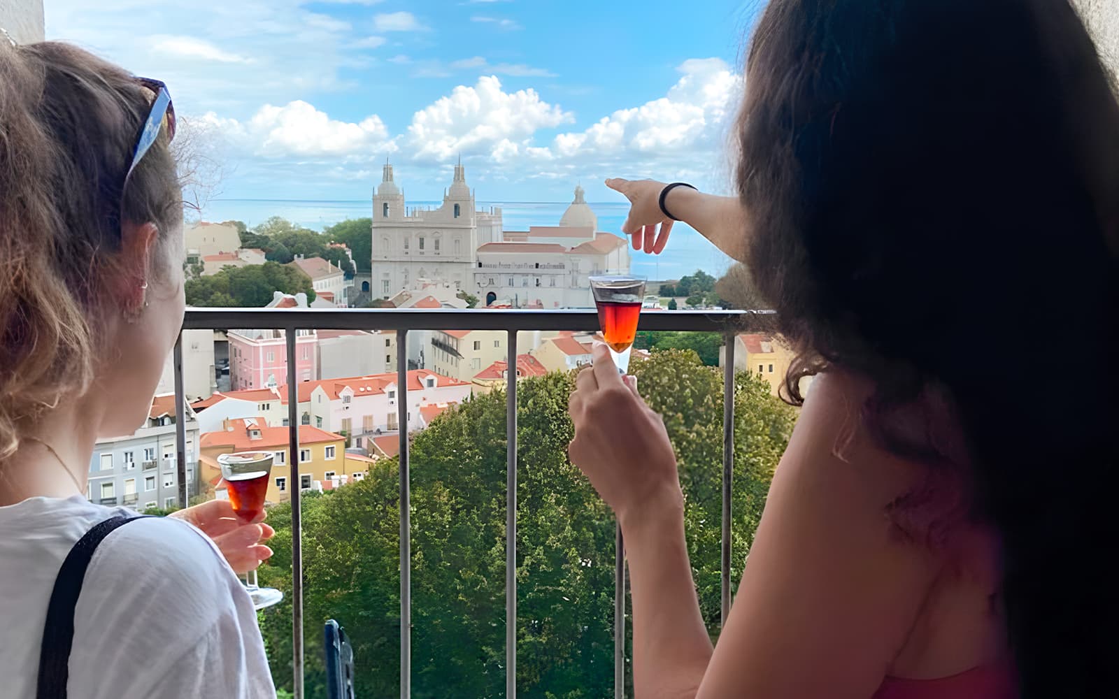 Tower of São Jorge Castle Church Tickets + Free Drink in Lisbon - Features | TickYourList