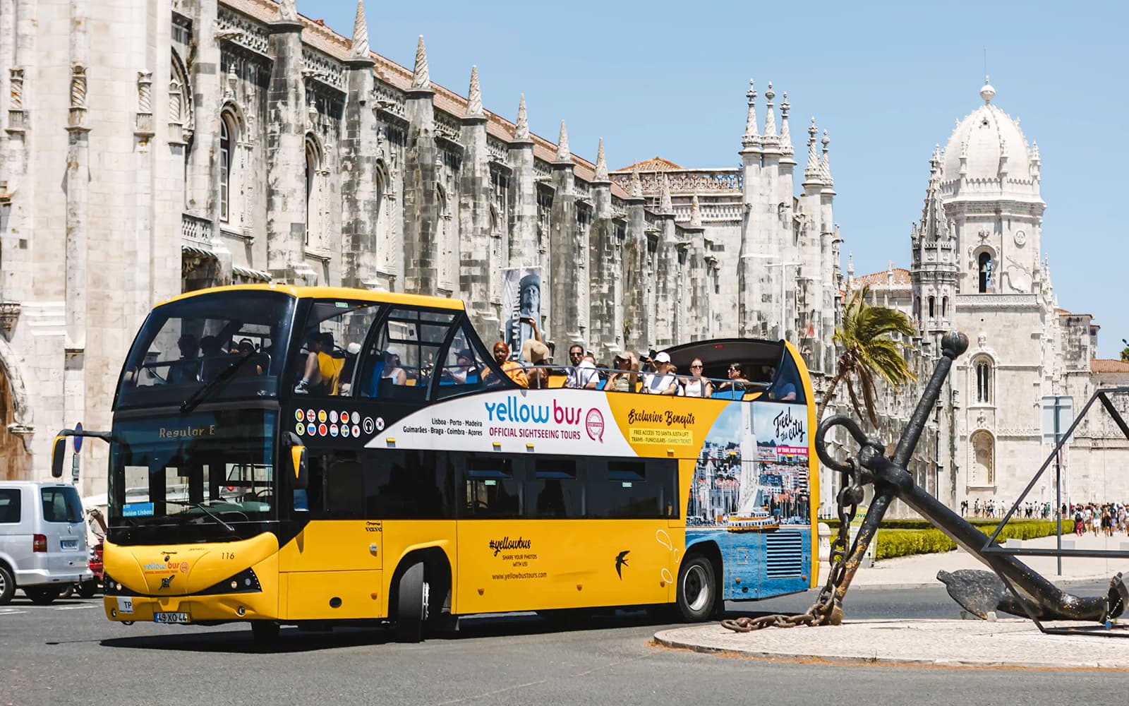 Yellow Bus: Lisbon Hop-on Hop-off Bus Tour with Tramcar Tour
