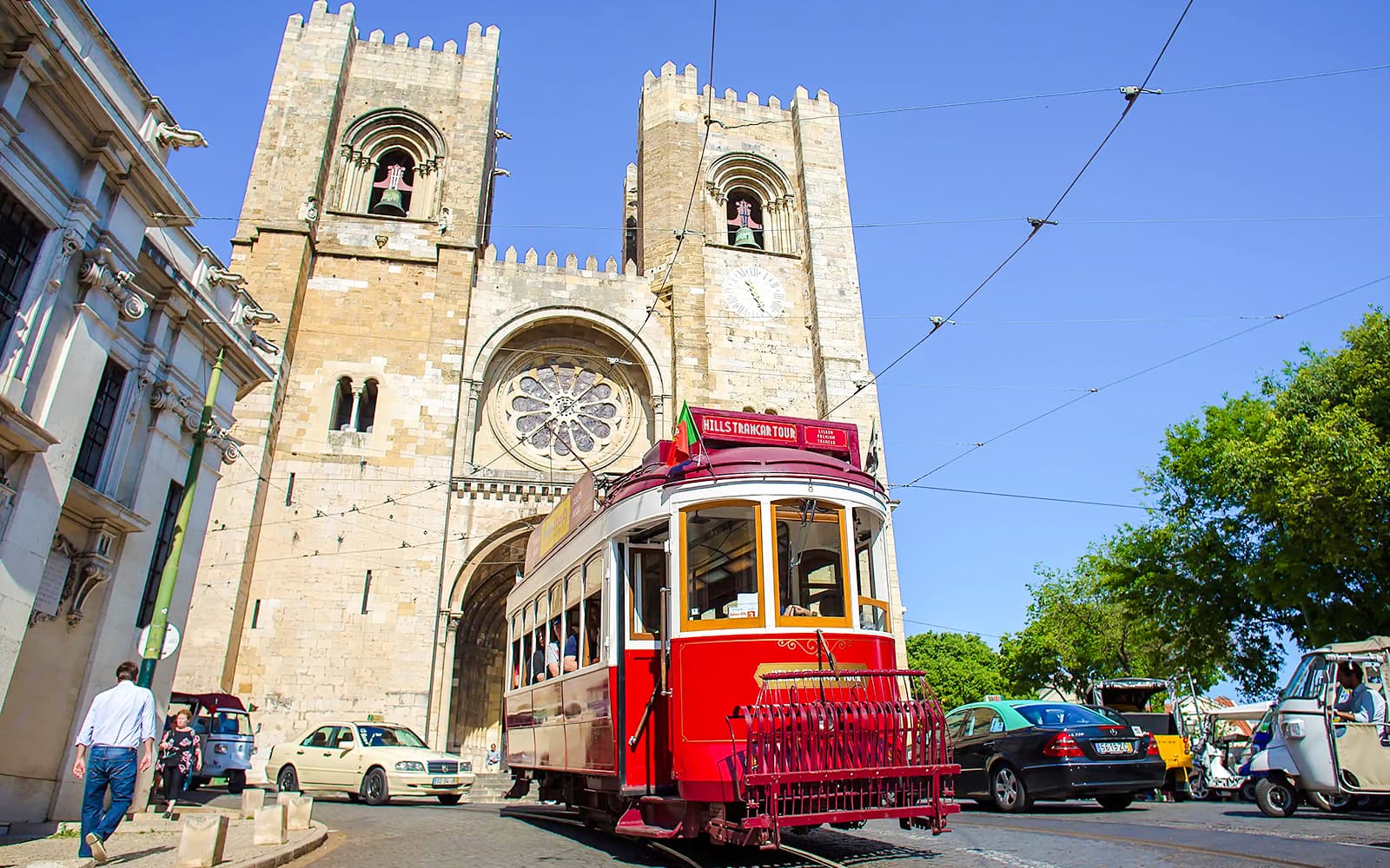 Yellow Bus: Lisbon Hop-on Hop-off Bus Tour with Tramcar Tour tickets in Lisbon - Attractions | TickYourList