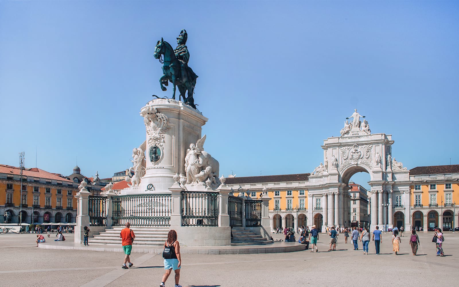 From Lisbon: Sintra, Belém, Pena Palace & Cascais Small Group Full-Day Trip tickets in Lisbon - Features | TickYourList