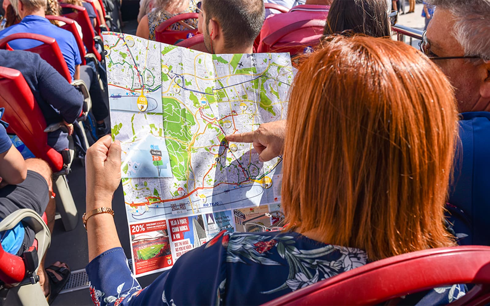 Combo: Lisbon Hop-on Hop-off Bus Tour + Oceanário de Lisboa Skip-the-Line Tickets in Lisbon - Features | TickYourList