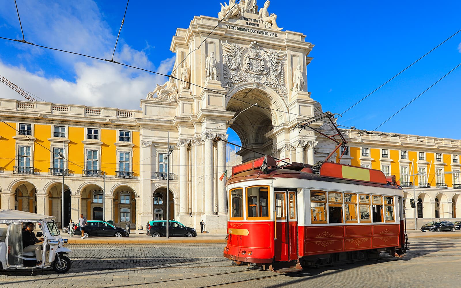 Lisbon Hills Tramcar Tour tickets in Lisbon - Features | TickYourList