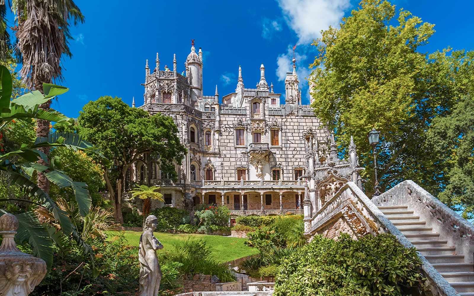 Sintra & Quinta da Regaleira Small Group Tour