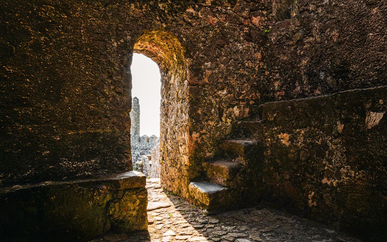 Moorish Castle Guided Tour tickets in Lisbon - Features | TickYourList