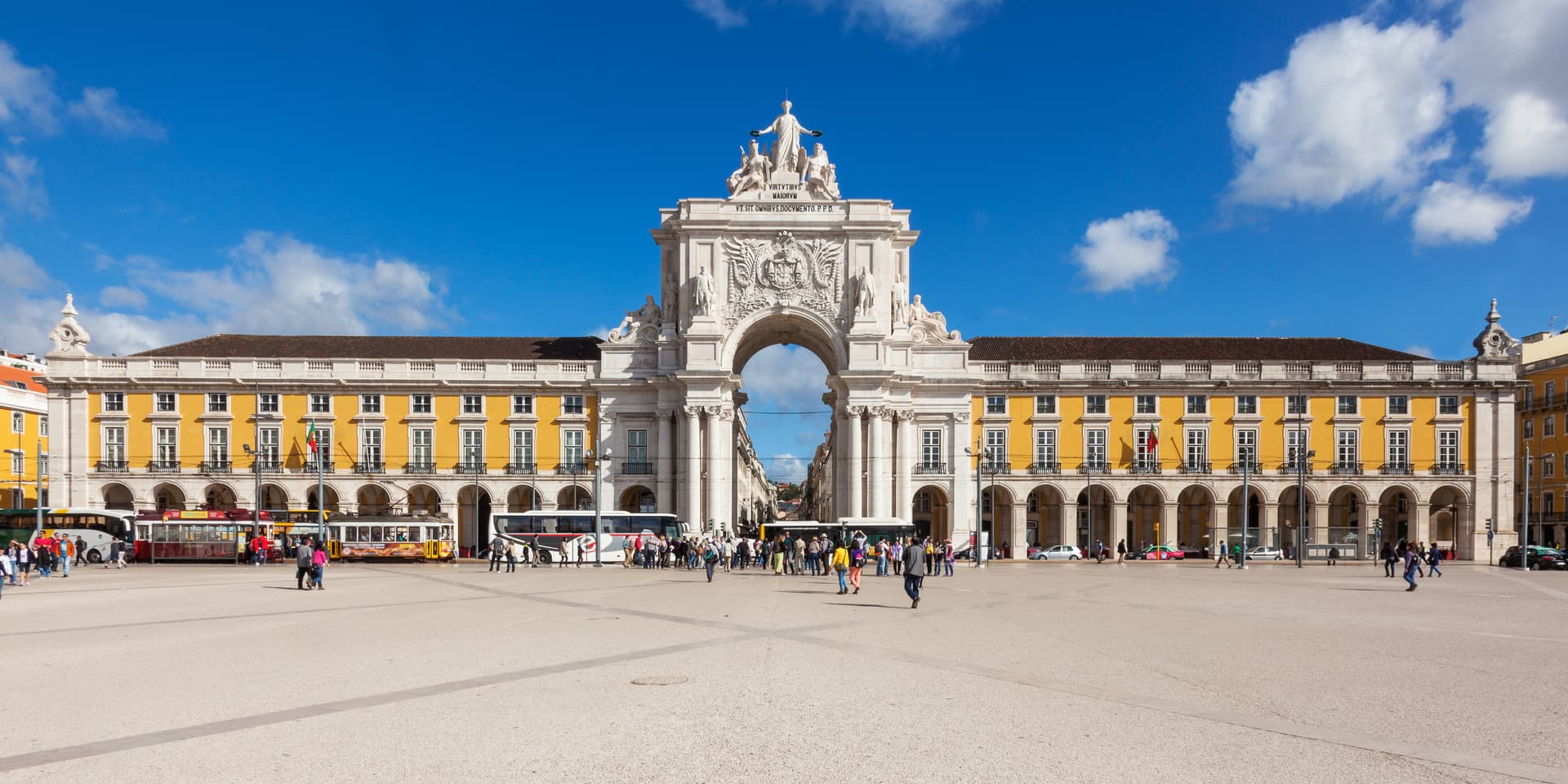 Rua Augusta Arch Entry Tickets