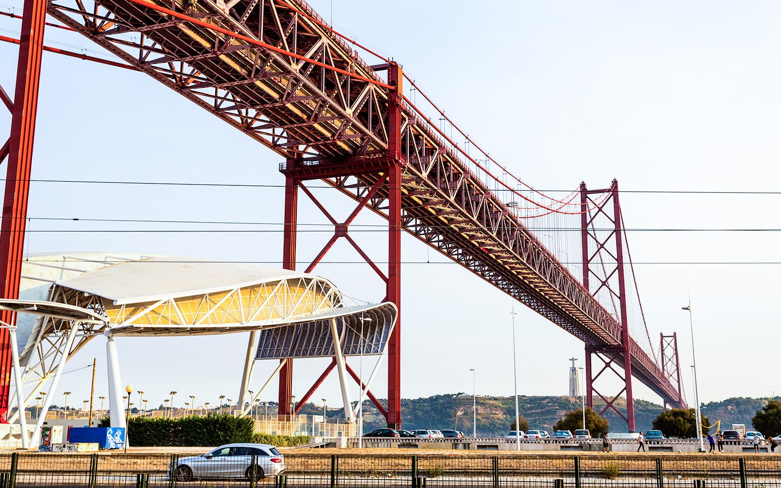 Tickets to Pilar 7 Bridge Experience in Lisbon - Features | TickYourList