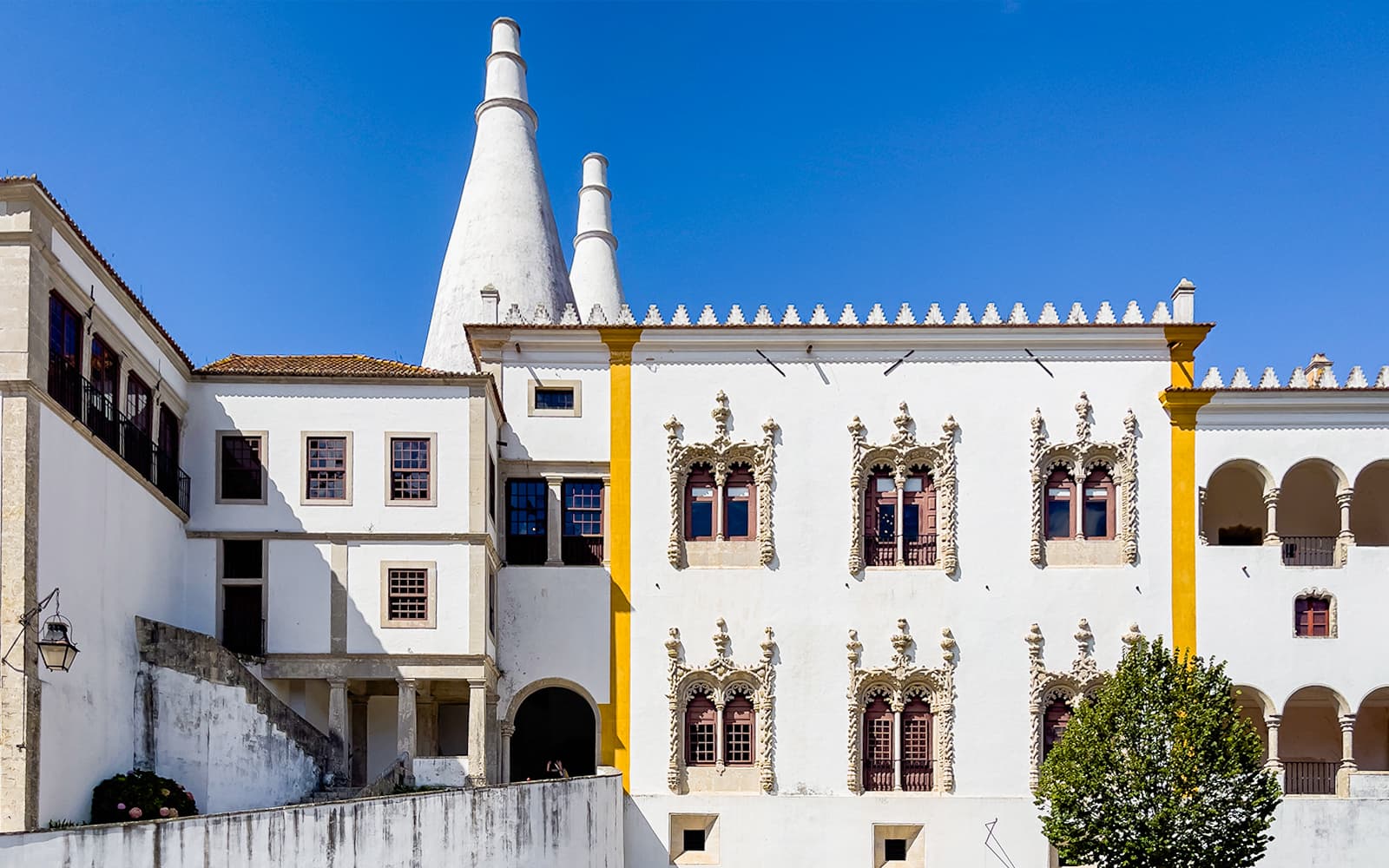 National Sintra Palace Tickets with Audio Tour in Lisbon - Activities | TickYourList