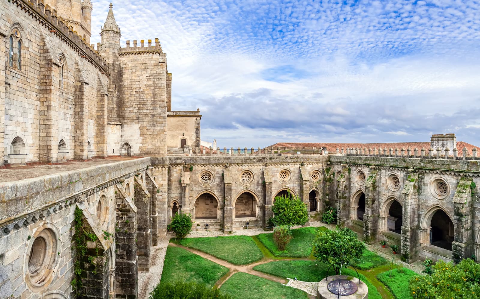Wine Tour of Èvora from Lisbon tickets in Lisbon - Features | TickYourList