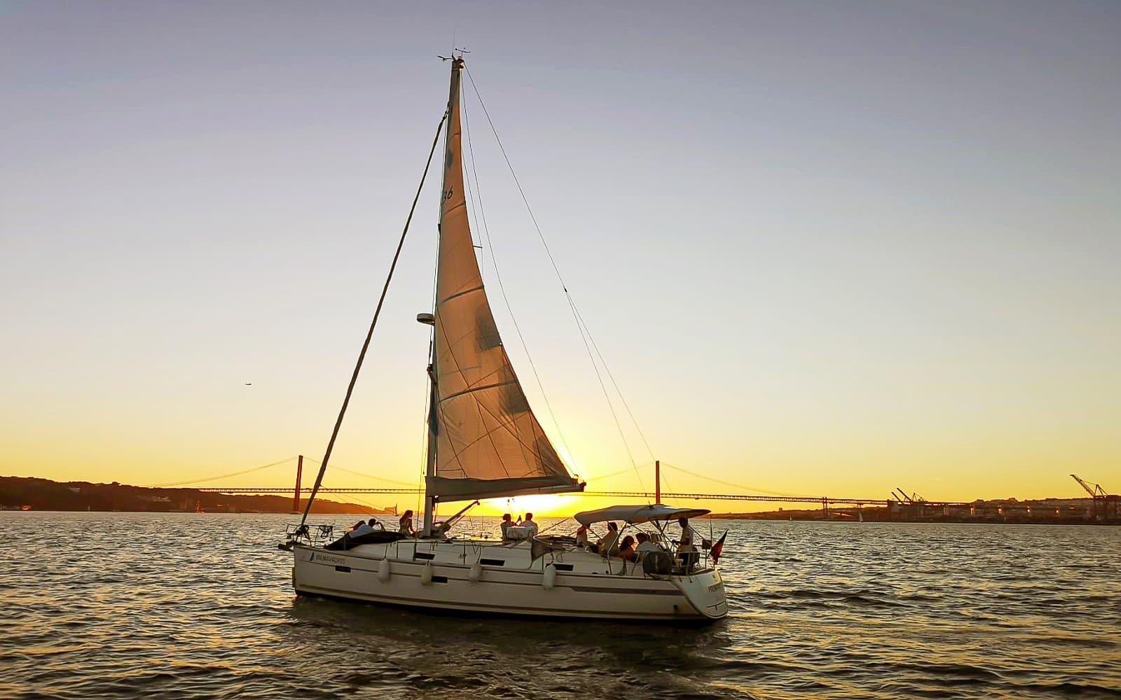 Sailing Cruise on Tagus River tickets in Lisbon - Features | TickYourList