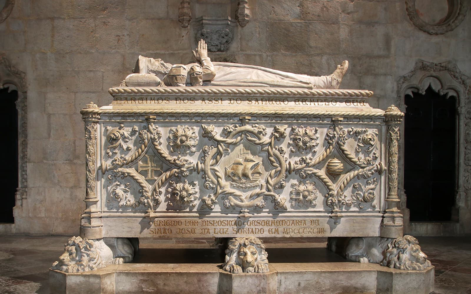 Combo: Jerónimos Monastery + Navy Planetarium Tickets in Lisbon - Highlights | TickYourList