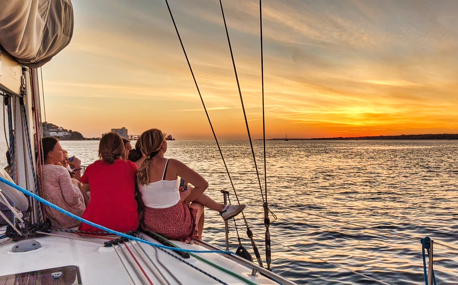 Private Sunset Cruise on Tagus River experience tickets in Lisbon | TickYourList