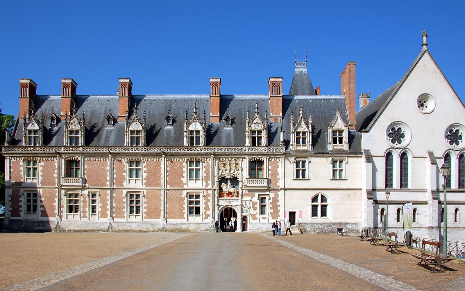Blois Royal Castle & Gardens Tickets