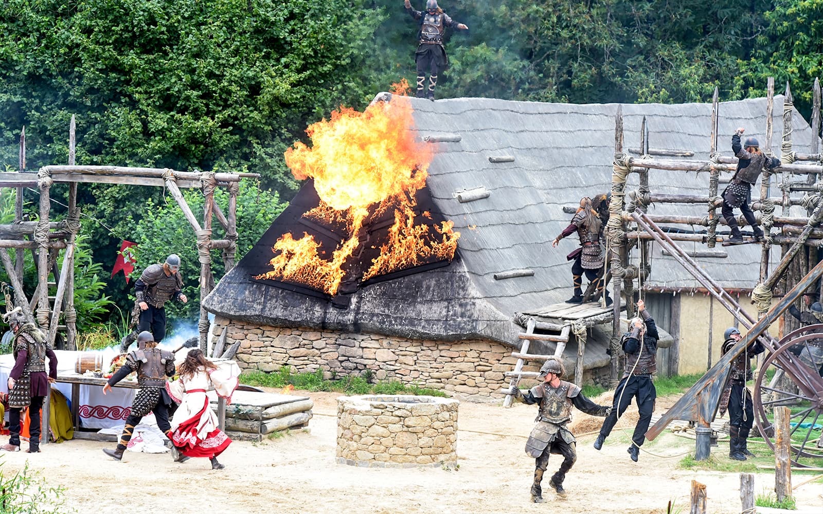 Puy du Fou 1-Day Tickets in Loire Valley - Features | TickYourList