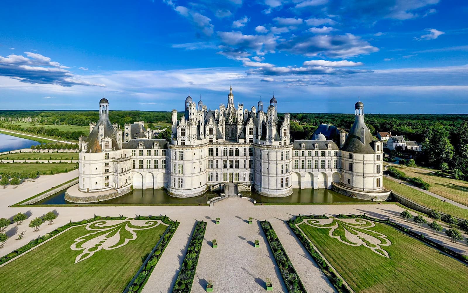 Combo (Save 15%): Chenonceau Castle + Chambord Castle + Royal Blois Castle Skip-the-Line Tickets in Loire Valley - Activities | TickYourList