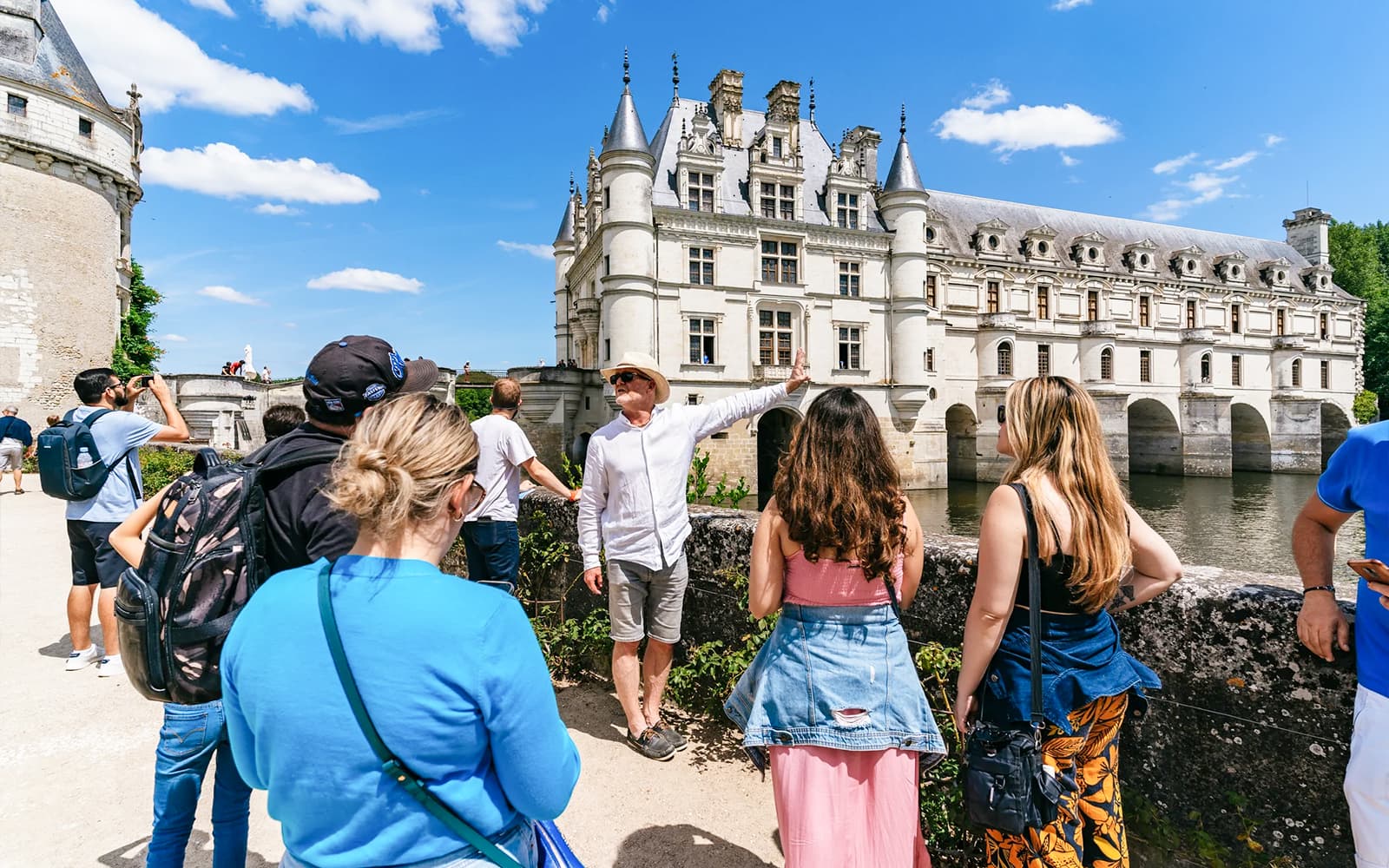 From Paris: Chambord & Chenonceau Guided Tour