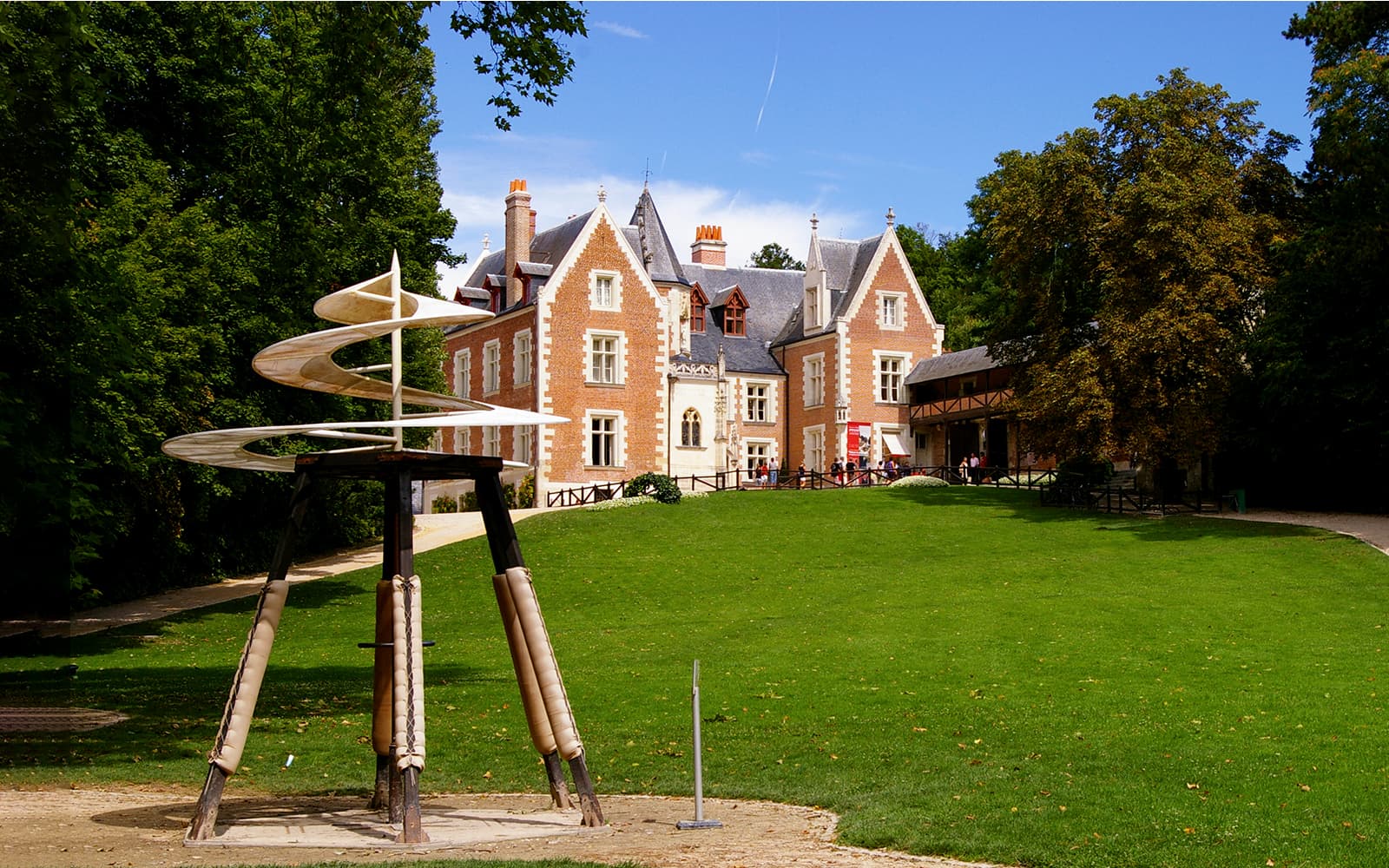 Combo (Save 15%): Chenonceau Castle + Clos Lucé Castle + Royal Blois Castle Skip-the-Line Entry Tickets in Loire Valley - Activities | TickYourList