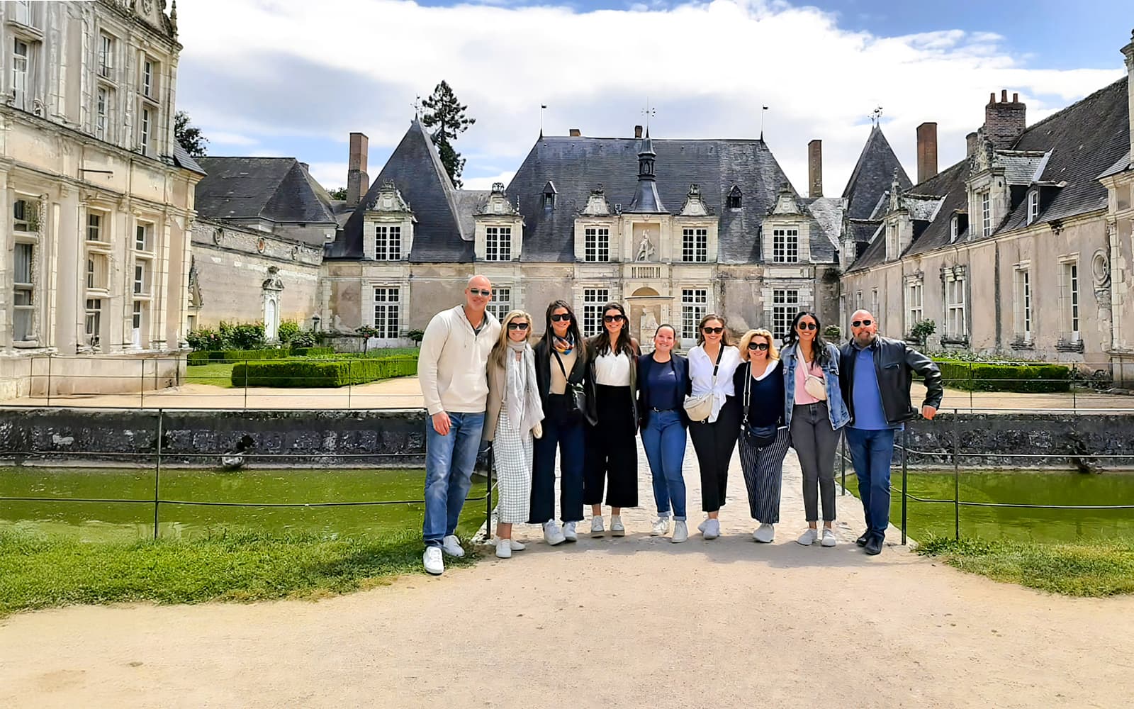 From Tours or Amboise: Chambord and Chenonceau Castle Day Tour with Optional Lunch