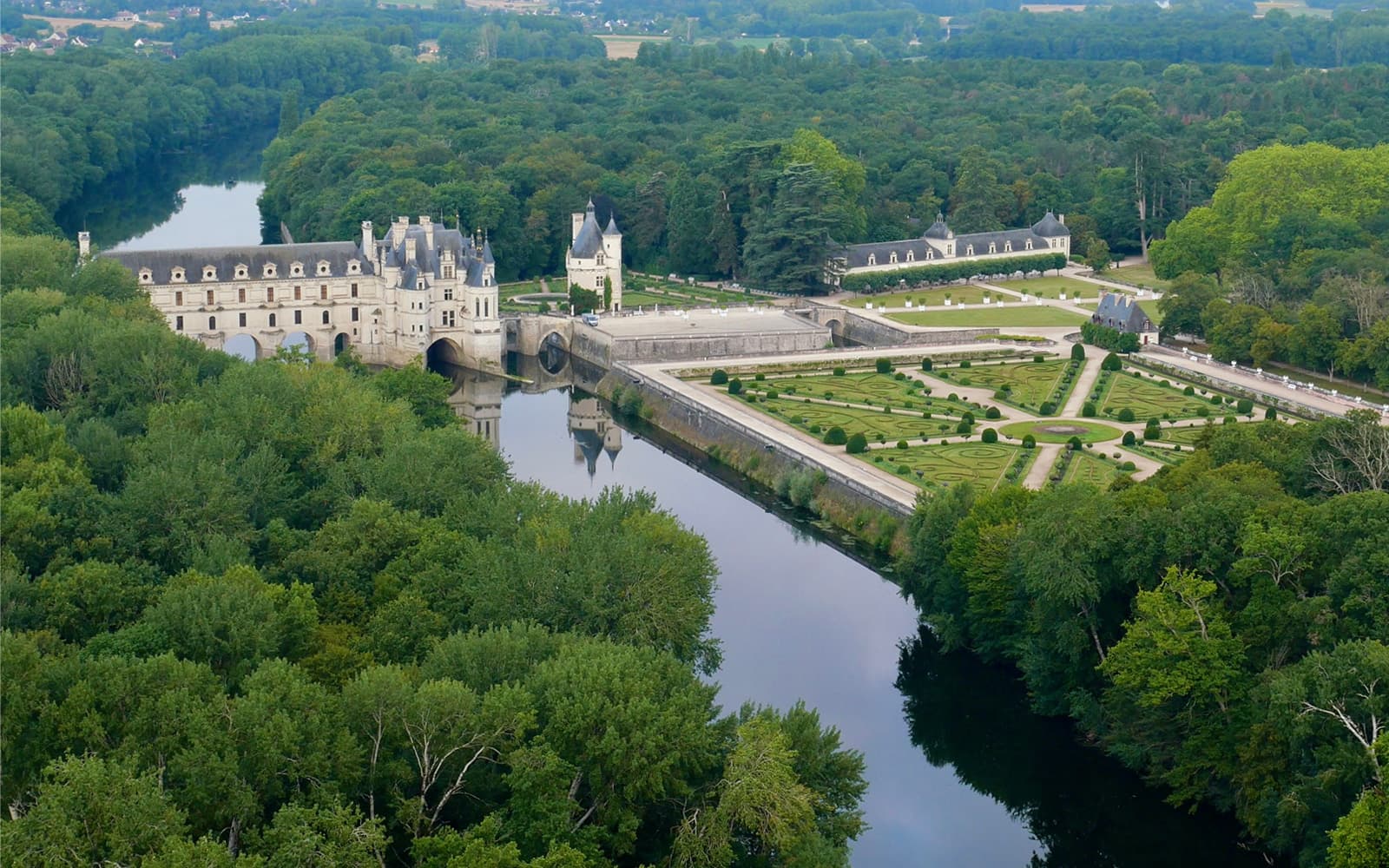 Full-Day Guided Tour of the Loire Valley Châteaux from Paris tickets in Paris - Activities | TickYourList