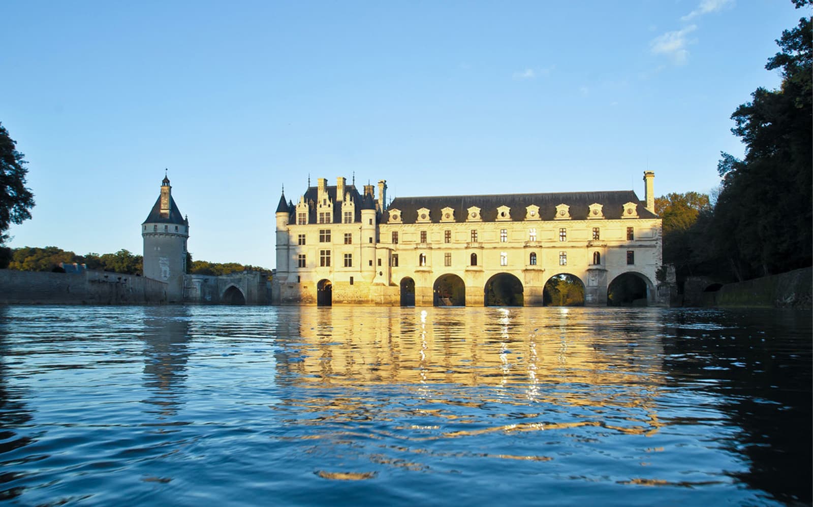 Chenonceau & Chaumont sur Loire Castles tickets in Loire Valley - Features | TickYourList
