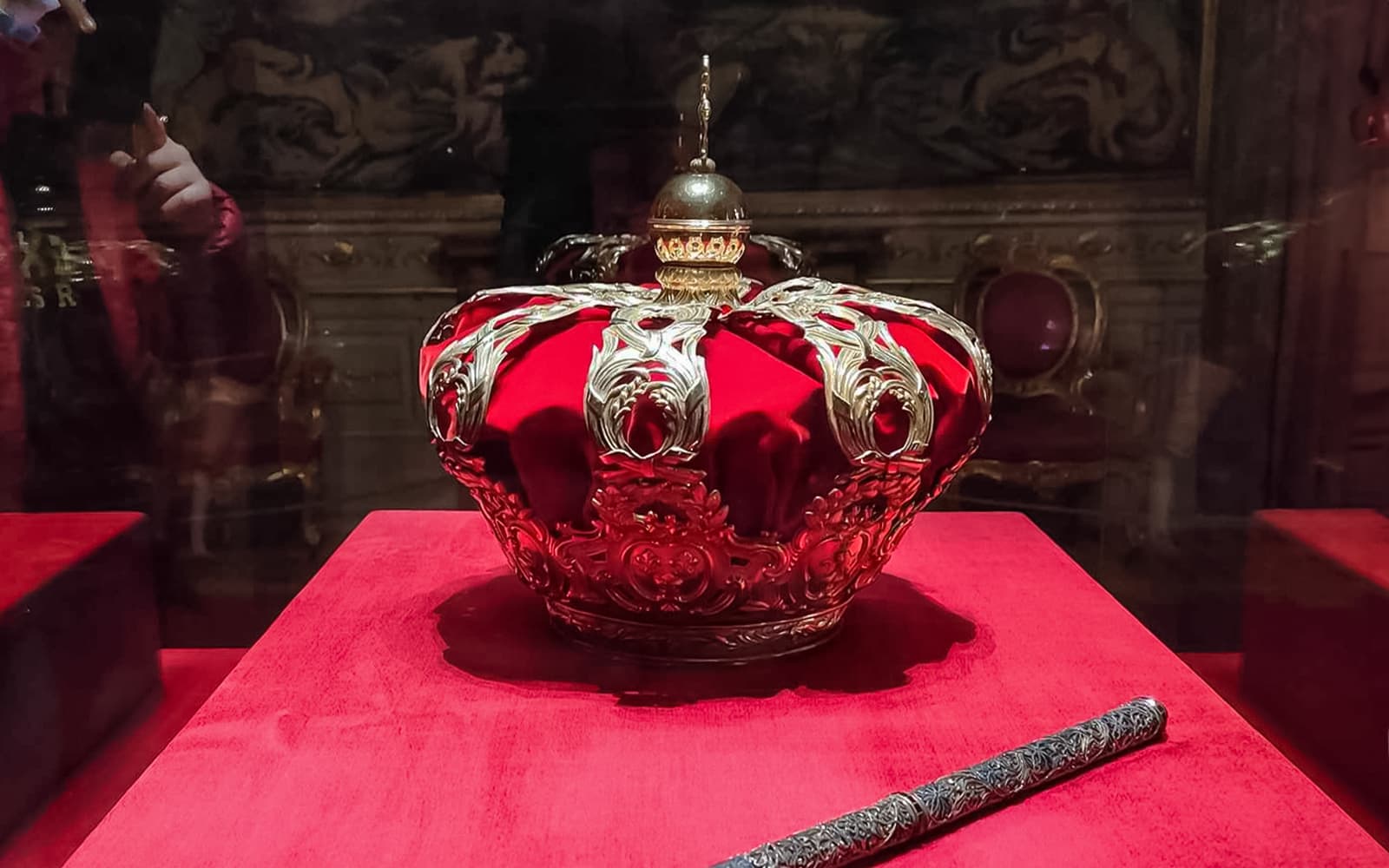 Royal Palace of Madrid Skip-the-Line Tickets in Madrid - Features | TickYourList