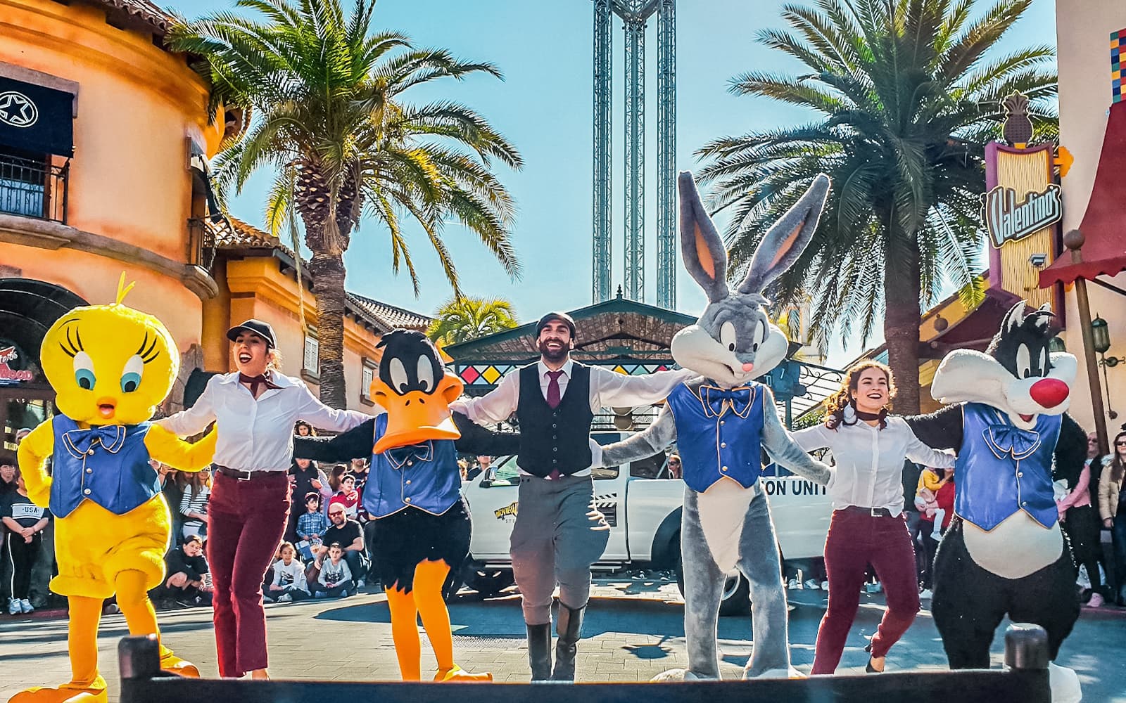 Combo (Save 5%): Parque Warner Tickets + Zoo Aquarium Madrid Skip-The-Line Tickets in Madrid - Activities | TickYourList
