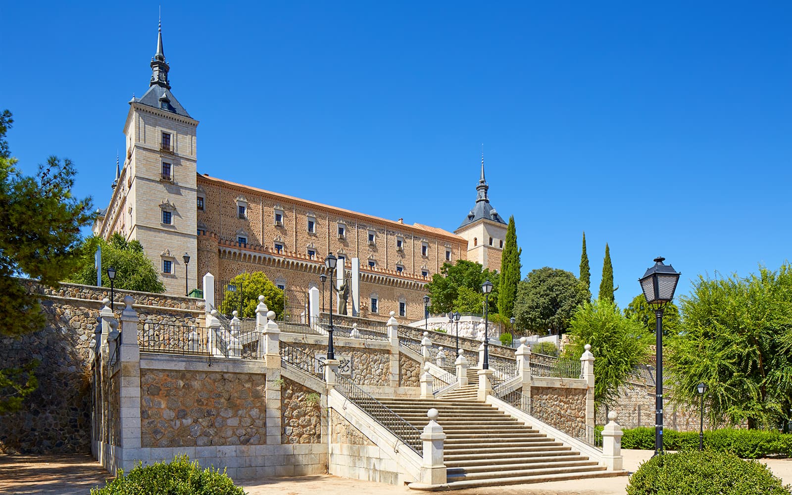 From Madrid: Toledo, Segovia & Ávila Full-Day Trip tickets in Madrid - Features | TickYourList