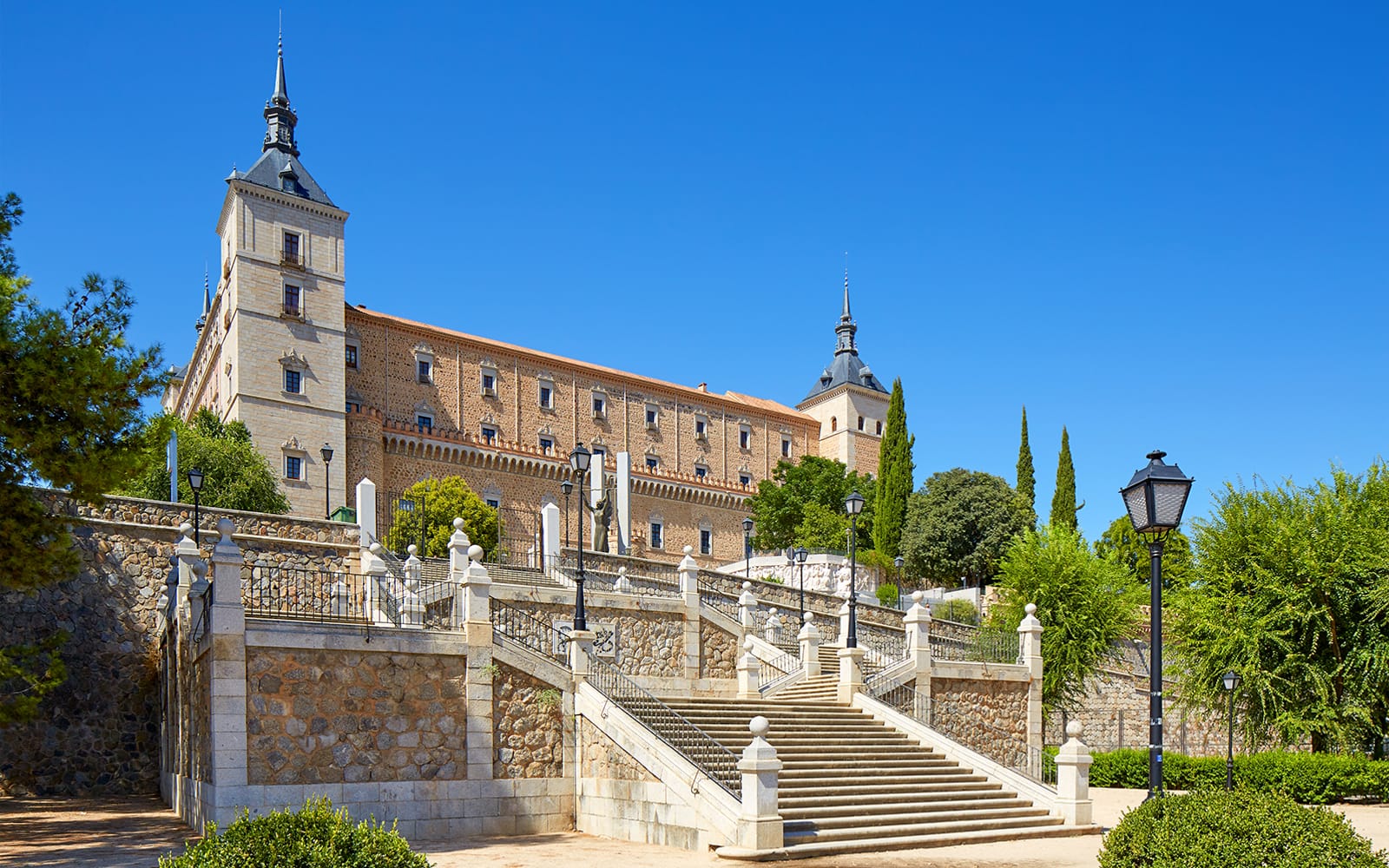 From Madrid: Toledo, Segovia & Ávila Full-Day Trip tickets in Madrid - Features | TickYourList