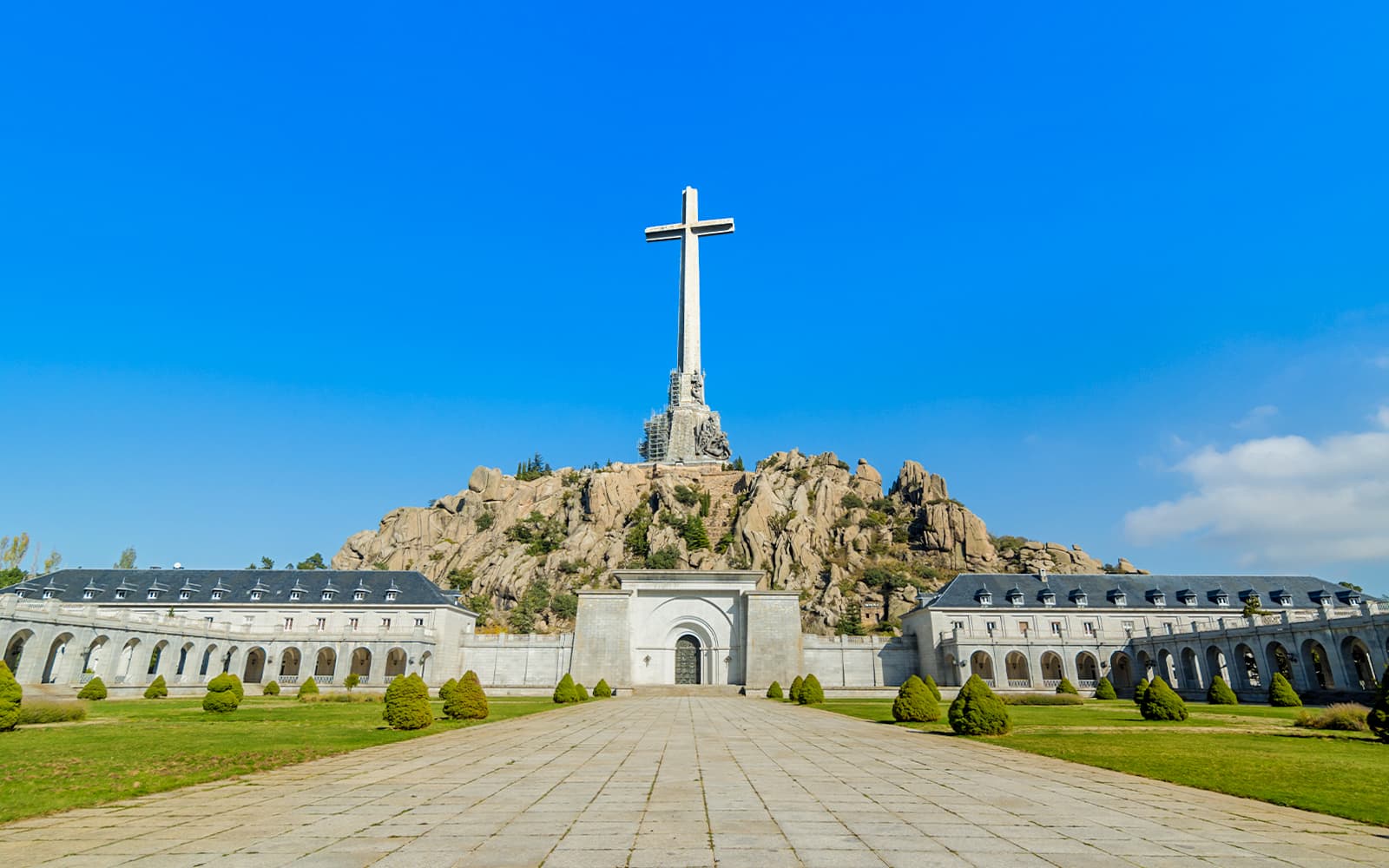 From Madrid: El Escorial and Valley of the Fallen Half-Day Trip tickets in Madrid - Highlights | TickYourList