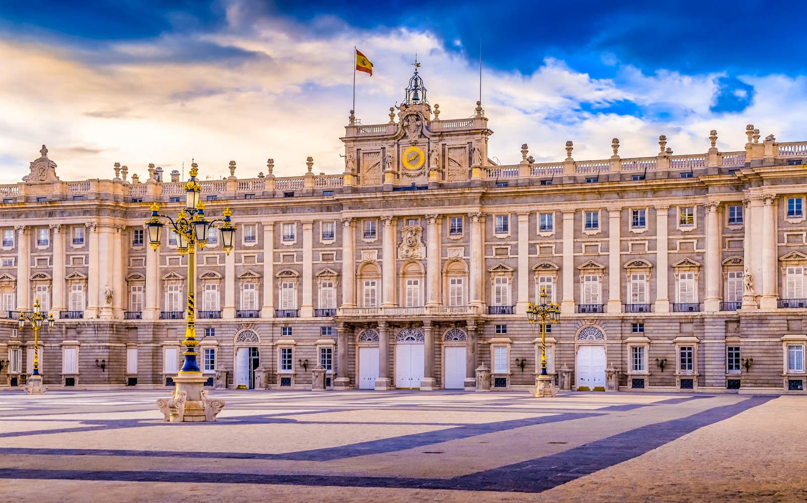 Skip-the-Line Tickets to the Royal Palace of Madrid and the Royal Kitchen