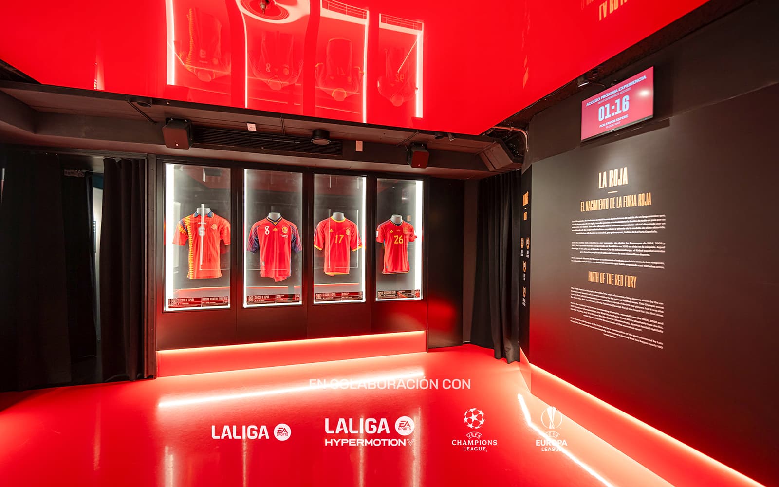 Combo (Save 5%): Parque Warner + Legends: The Home of Football tickets in Madrid - Attractions | TickYourList