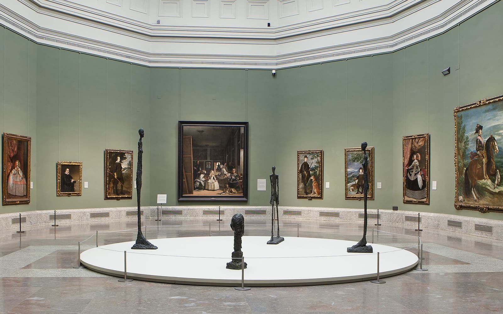 Combo (Save 9%): Madrid Panoramic Bus Tour + Art Walk Pass tickets in Madrid - Features | TickYourList