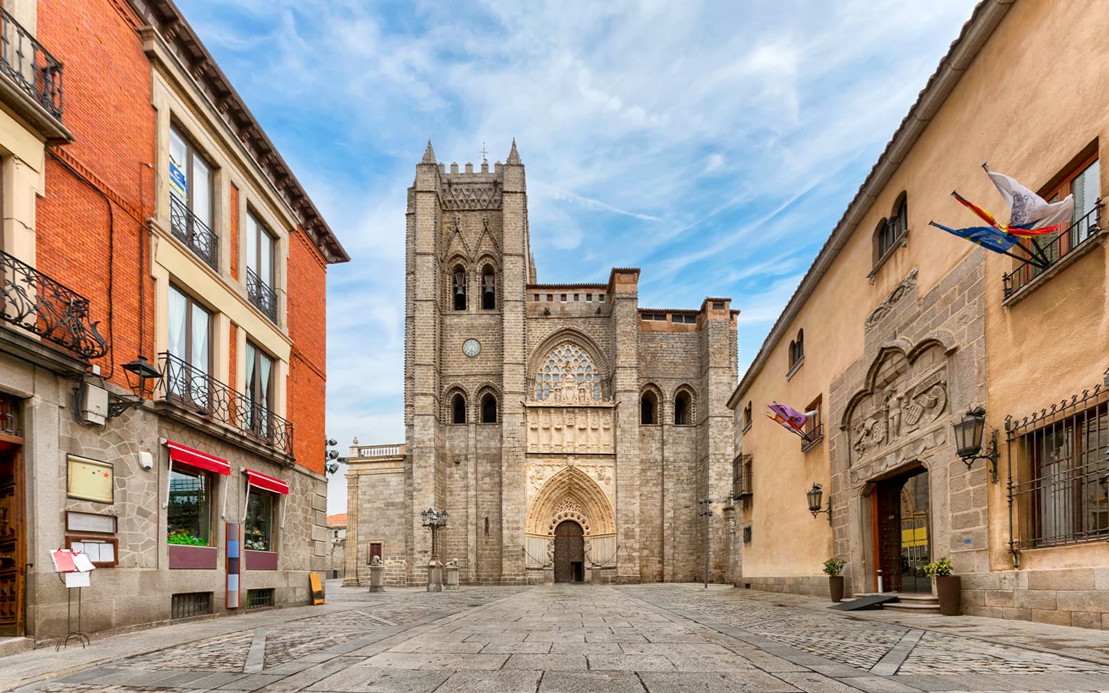 From Madrid: Ávila & Salamanca Full Day Trip tickets in Madrid - Highlights | TickYourList