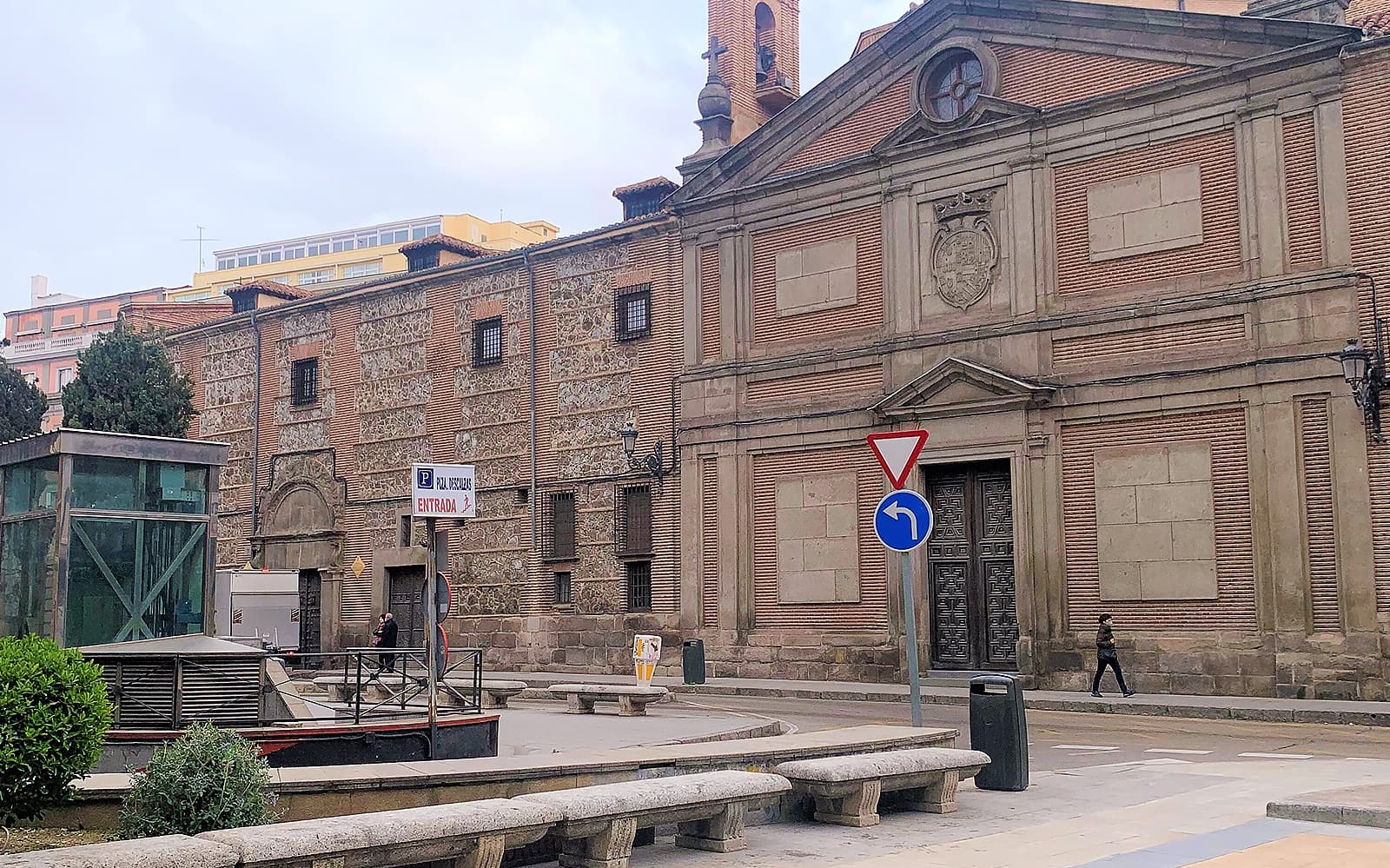 Guided Tour Monasterio de las Descalzas: stories and legends tickets in Madrid - Activities | TickYourList