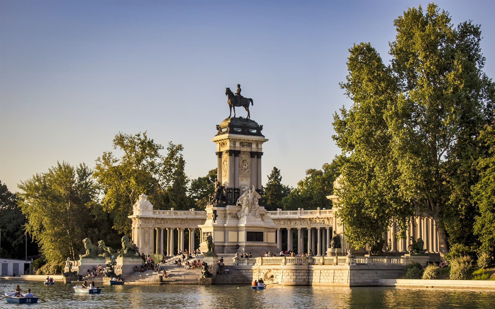 Guided Tour Of The Retiro Park tickets in Madrid - Attractions | TickYourList