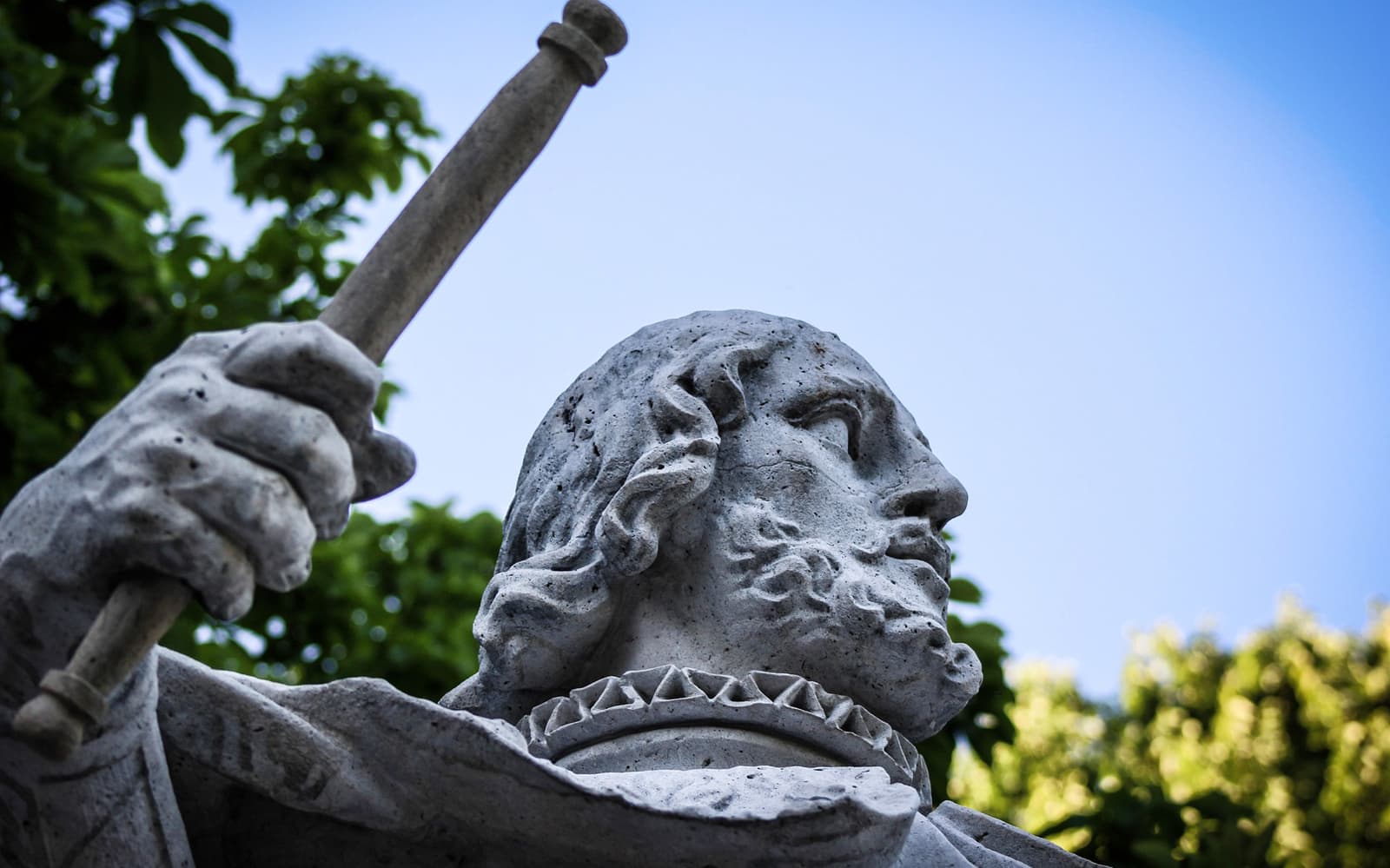 Guided Tour Of The Retiro Park tickets in Madrid - Discover | TickYourList