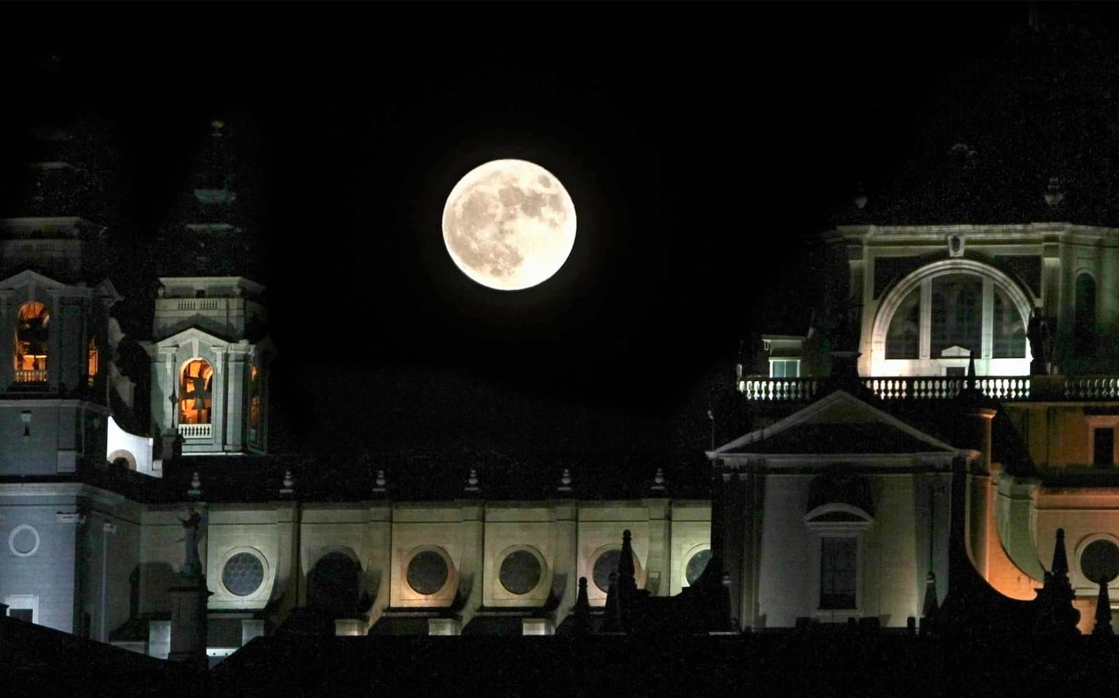 Enchanted Madrid Walking Tour tickets in Madrid - Activities | TickYourList
