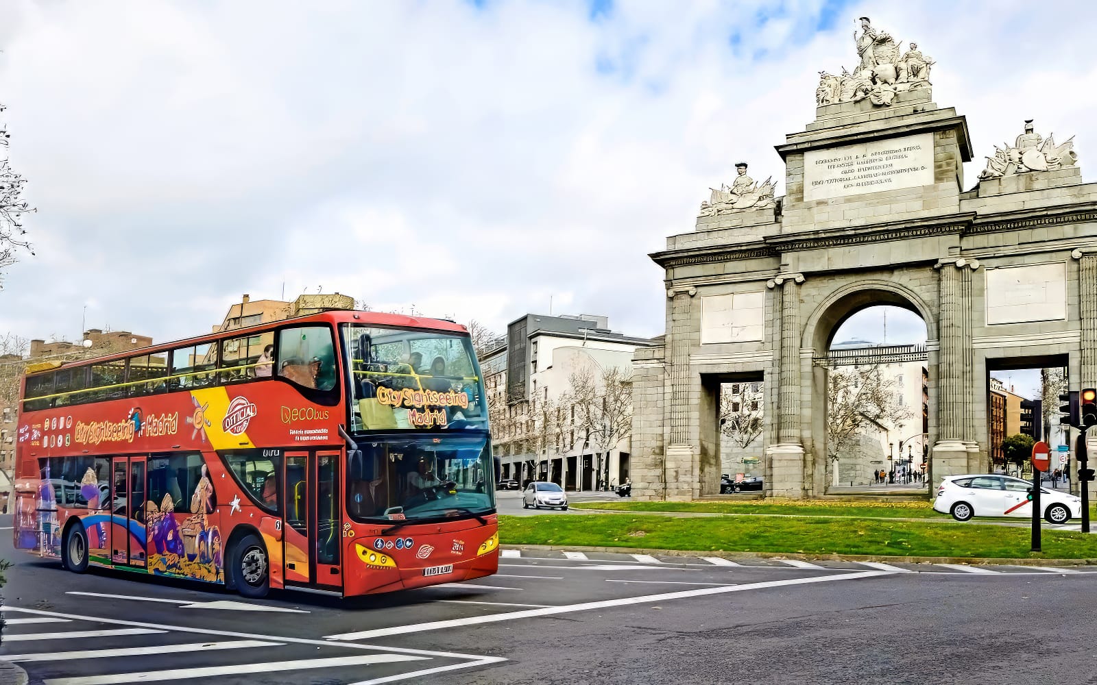 City Sightseeing: Madrid Hop-on Hop-off Bus Tour with Optional Skip-the-Line Prado Gallery Tickets in Madrid - Activities | TickYourList