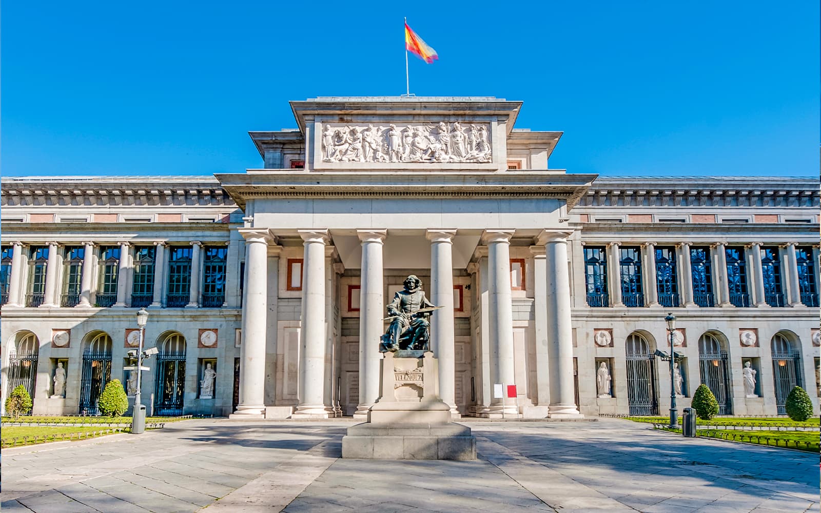 Combo: Madrid Panoramic Bus Tour + Prado Museum Skip-the-Line Tickets in Madrid - Highlights | TickYourList