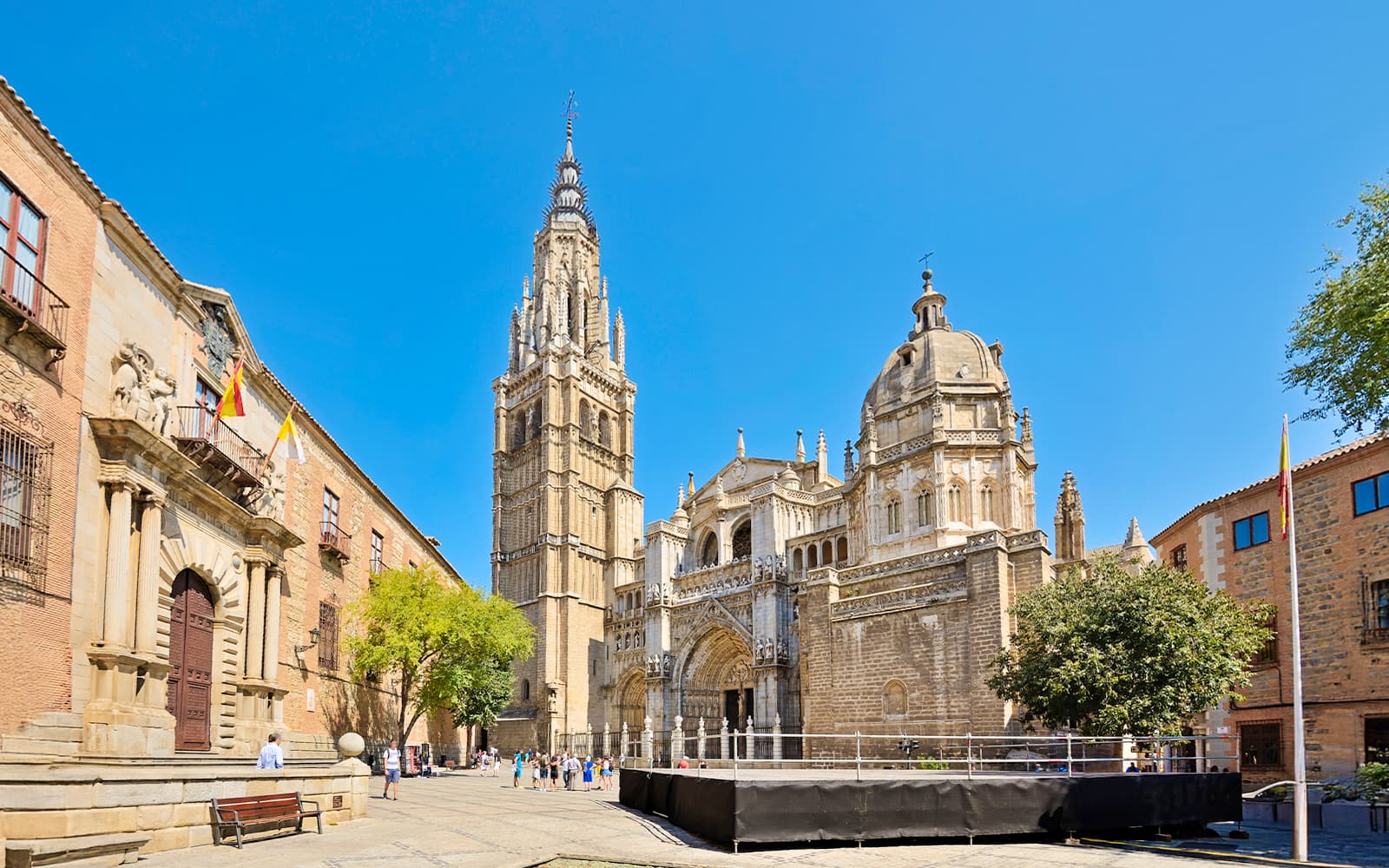 From Madrid: Toledo Guided Tour with Optional Cathedral Visit