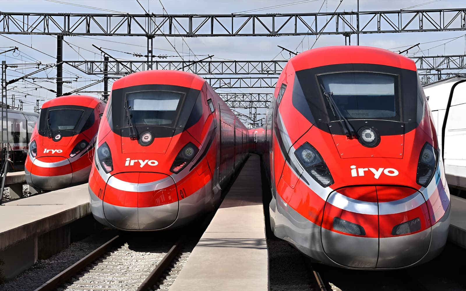 iryo One-Way Tickets: Madrid Atocha to/from Zaragoza Delicias in Madrid - Activities | TickYourList