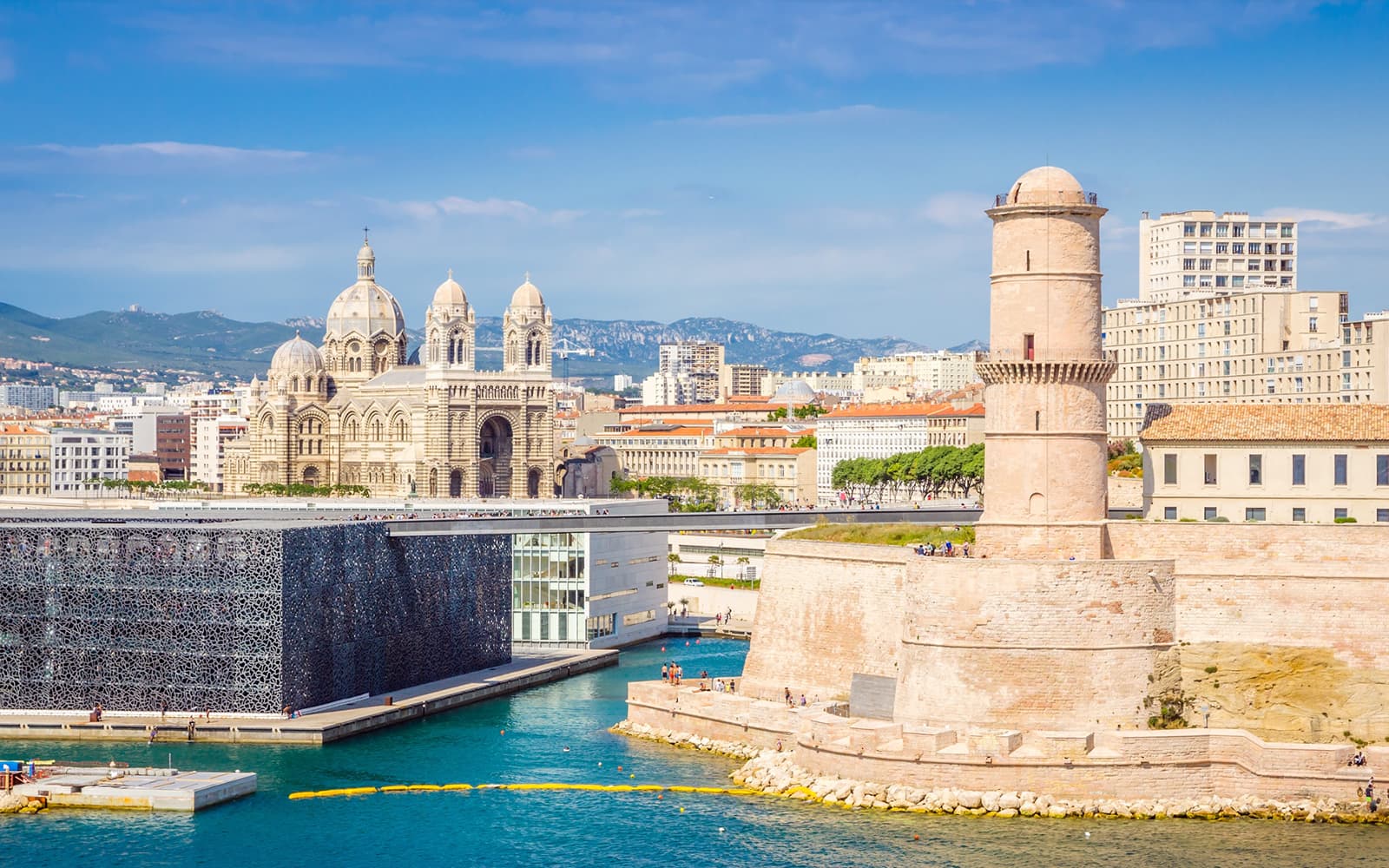 Walking Tour of Marseille Sea District Through City Exploration Game