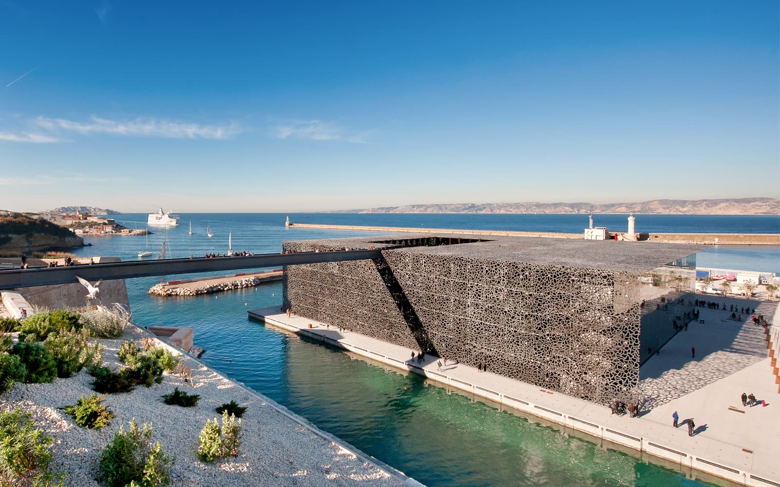 Combo (Save 5%): Mucem Entry + Cosquer Cave & Marseille Tour with Audio Guides tickets in Marseille - Highlights | TickYourList