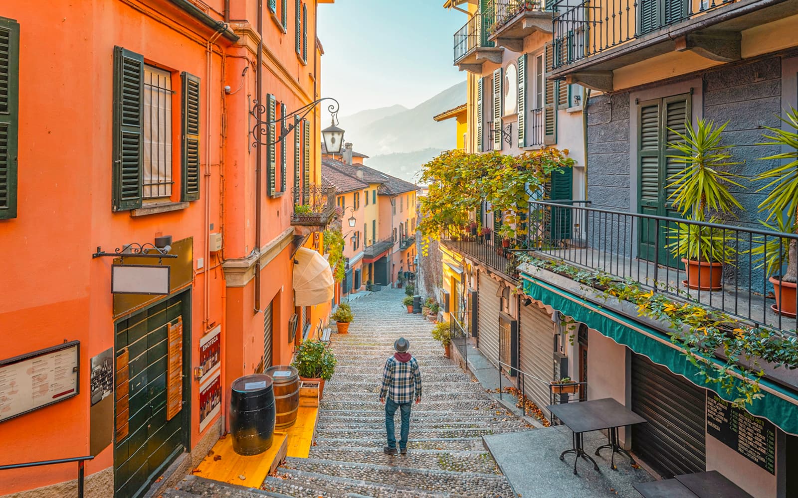 From Milan: Lake Como & Bellagio by Bus with Private Boat Tour tickets in Milan - Features | TickYourList