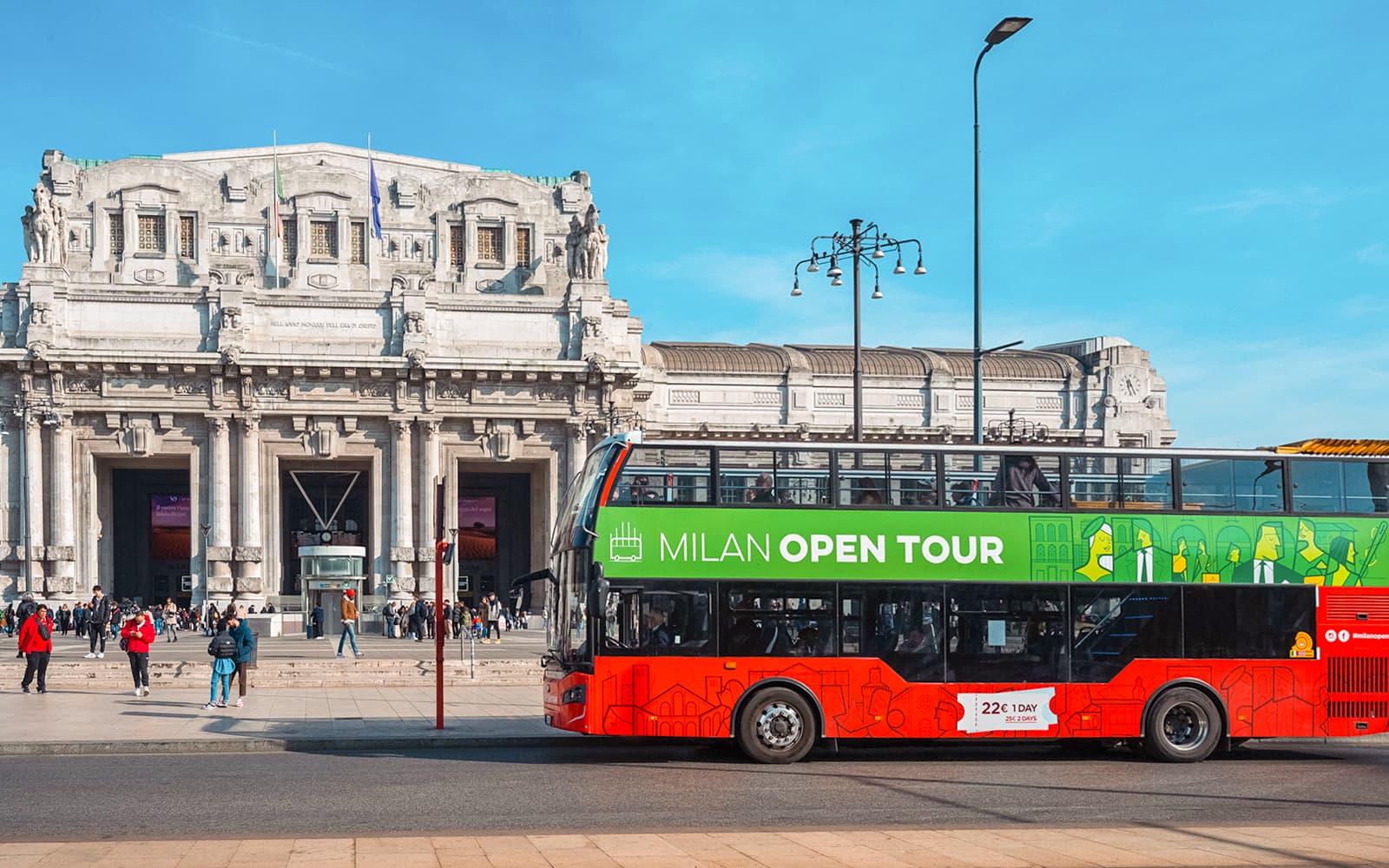 Milan Open Tour: Milan Hop-on Hop-off Bus Tour