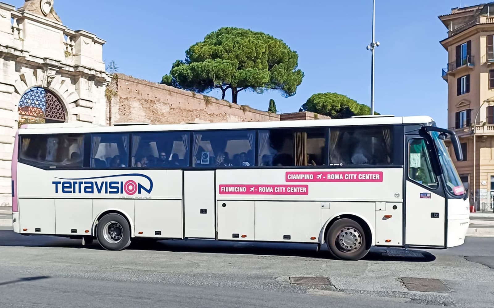 Bus Transfers: Milan Malpensa Airport to/from Milan Center by Terravision tickets in Milan - Full Experience | TickYourList