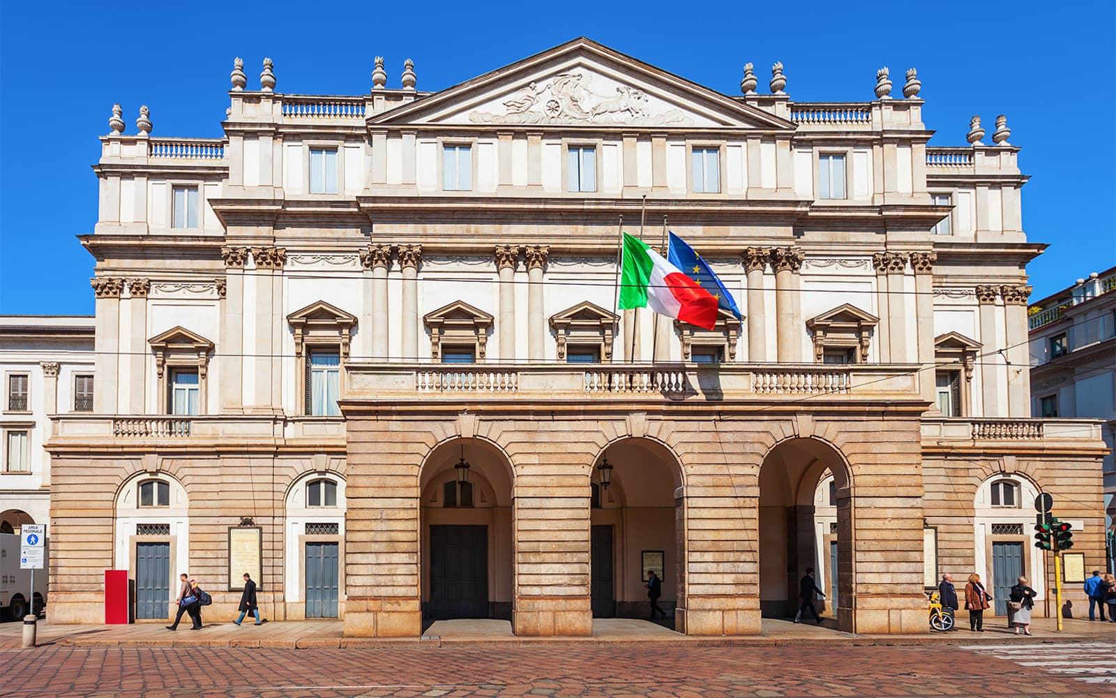 Combo (Save 5%): YesMilano City Pass: Attractions & Free Public Transport + QC Terme Milano Tickets in Milan - Features | TickYourList