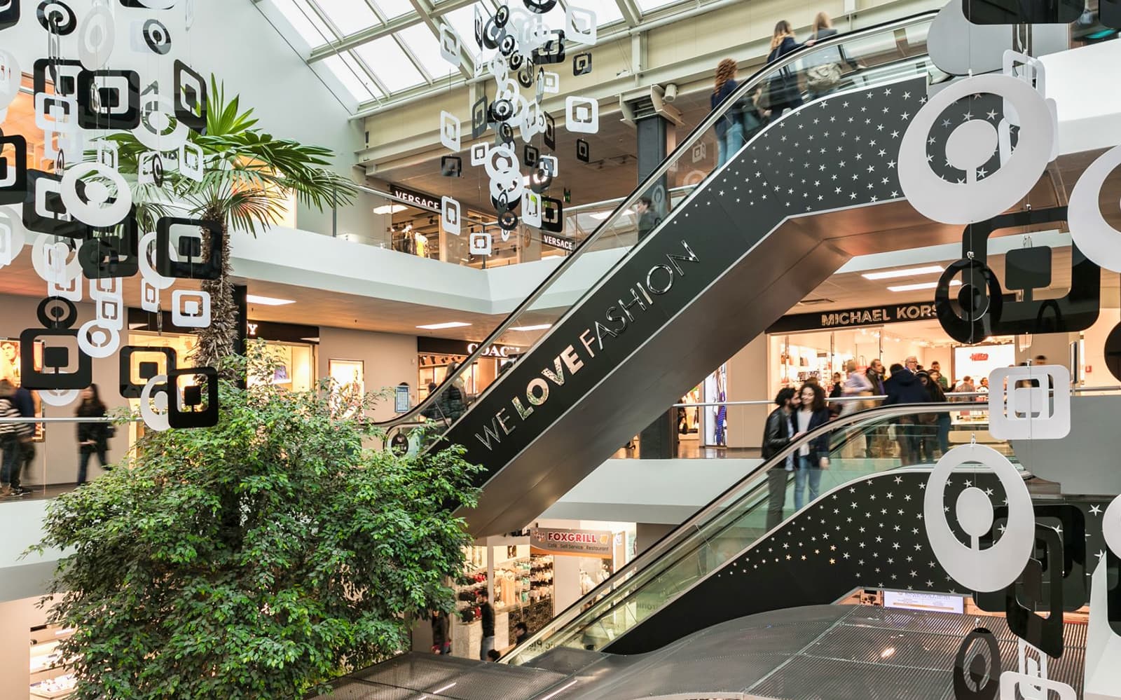 FoxTown Designer Outlet Tour with Transport from Milan tickets in Milan - Attractions | TickYourList