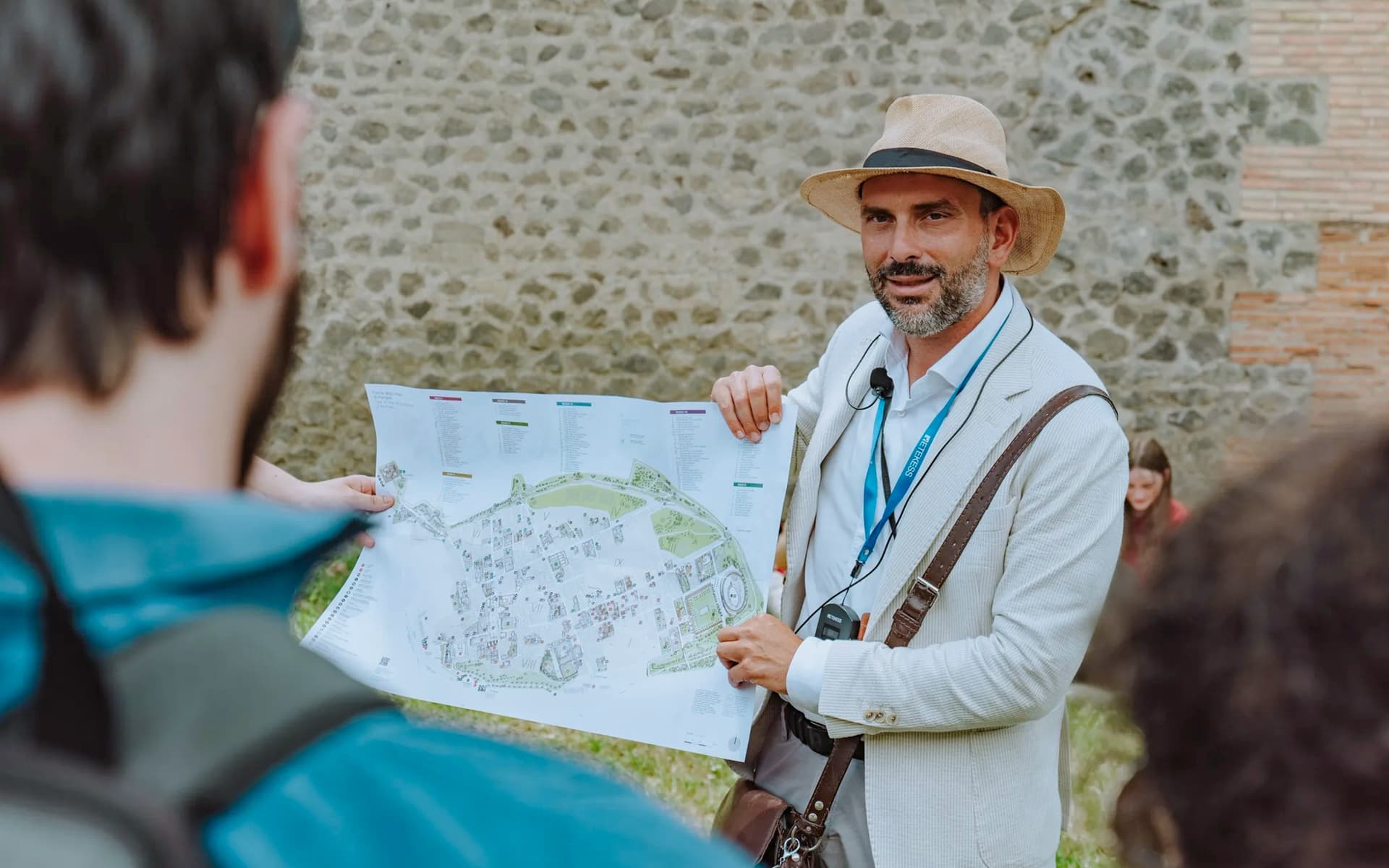 From Naples: Pompeii & Vesuvius Guided Tour with Transfers